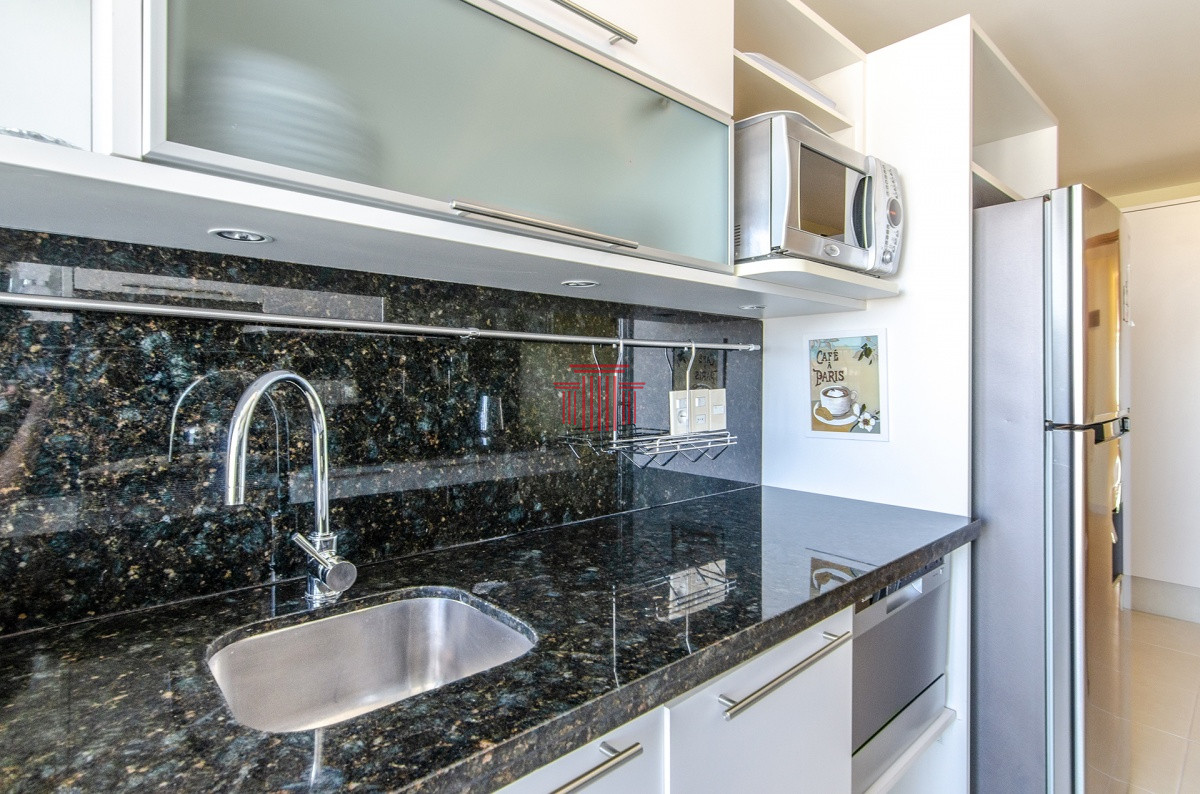 Apartamento ID.10195 - PISO ALTO CON VISTA A LA MANSA, AMPLIOS Y CÓMODOS AMBIENTES! INCLUYE TODAS LAS AMENIDADES!