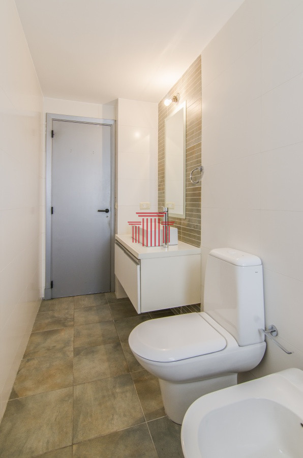 Apartamento ID.10930 - Apartamento en Punta del Este   2 dormitorios con parrillero 