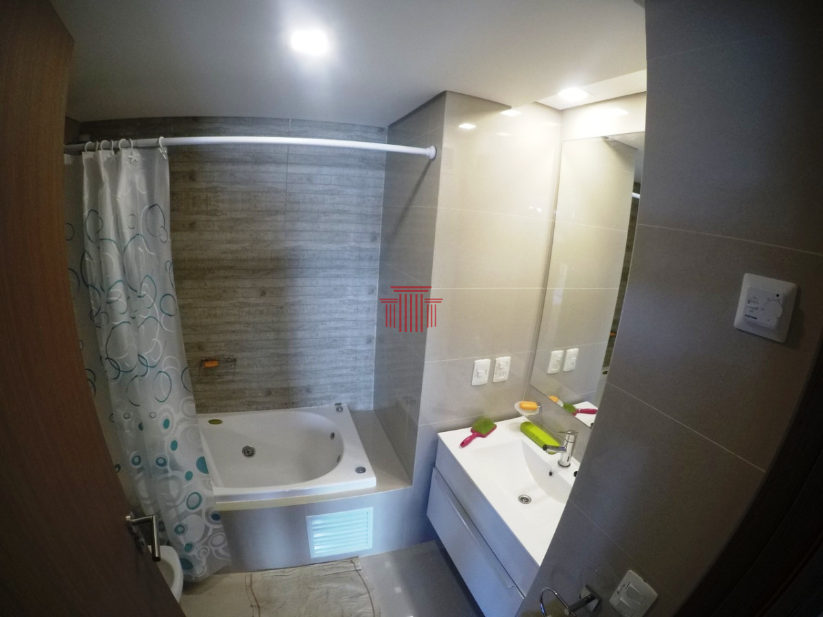 Apartamento ID.13081 - Apartamento en Punta del Este  , playa brava