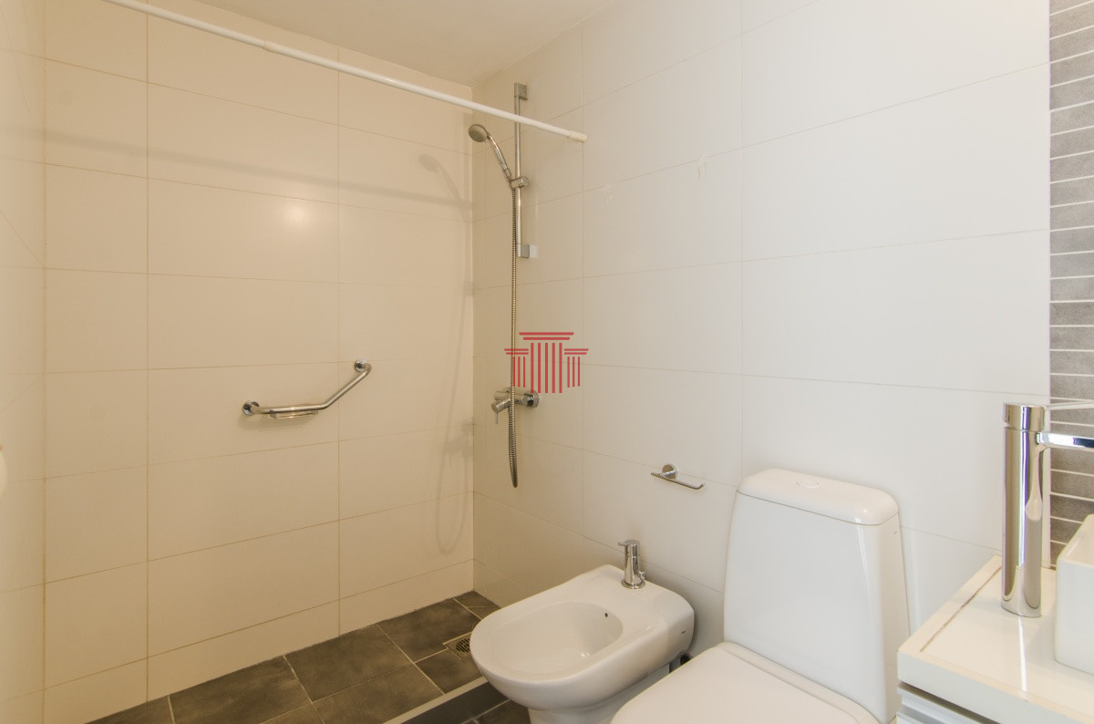 Apartamento ID.10930 - Apartamento en Punta del Este   2 dormitorios con parrillero 