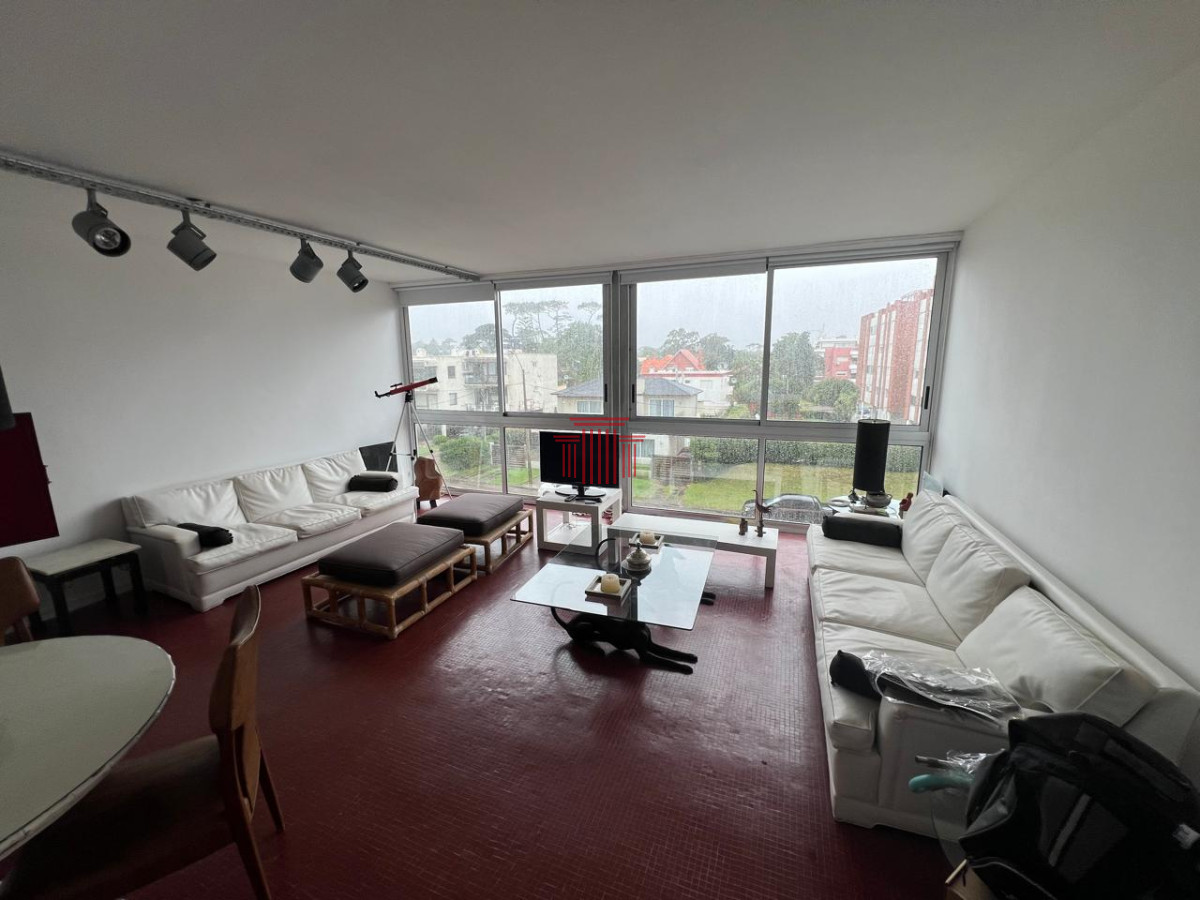Apartamento ID.14018 - VENTA Y ALQUILER A PASOS DE PLAYA MANSA 