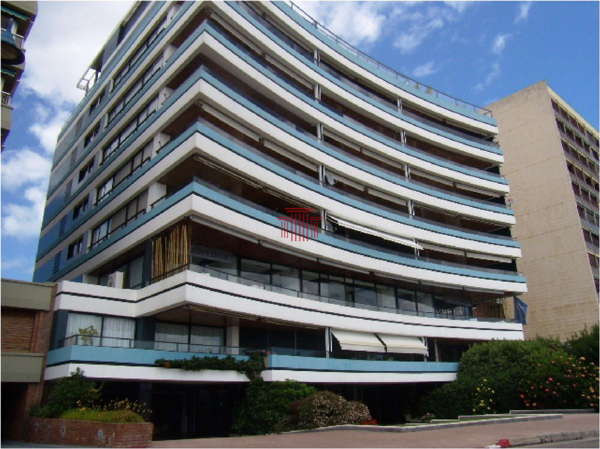 Apartamento ID.10532 - Apartamento en Punta del Este , frente al Puerto 
