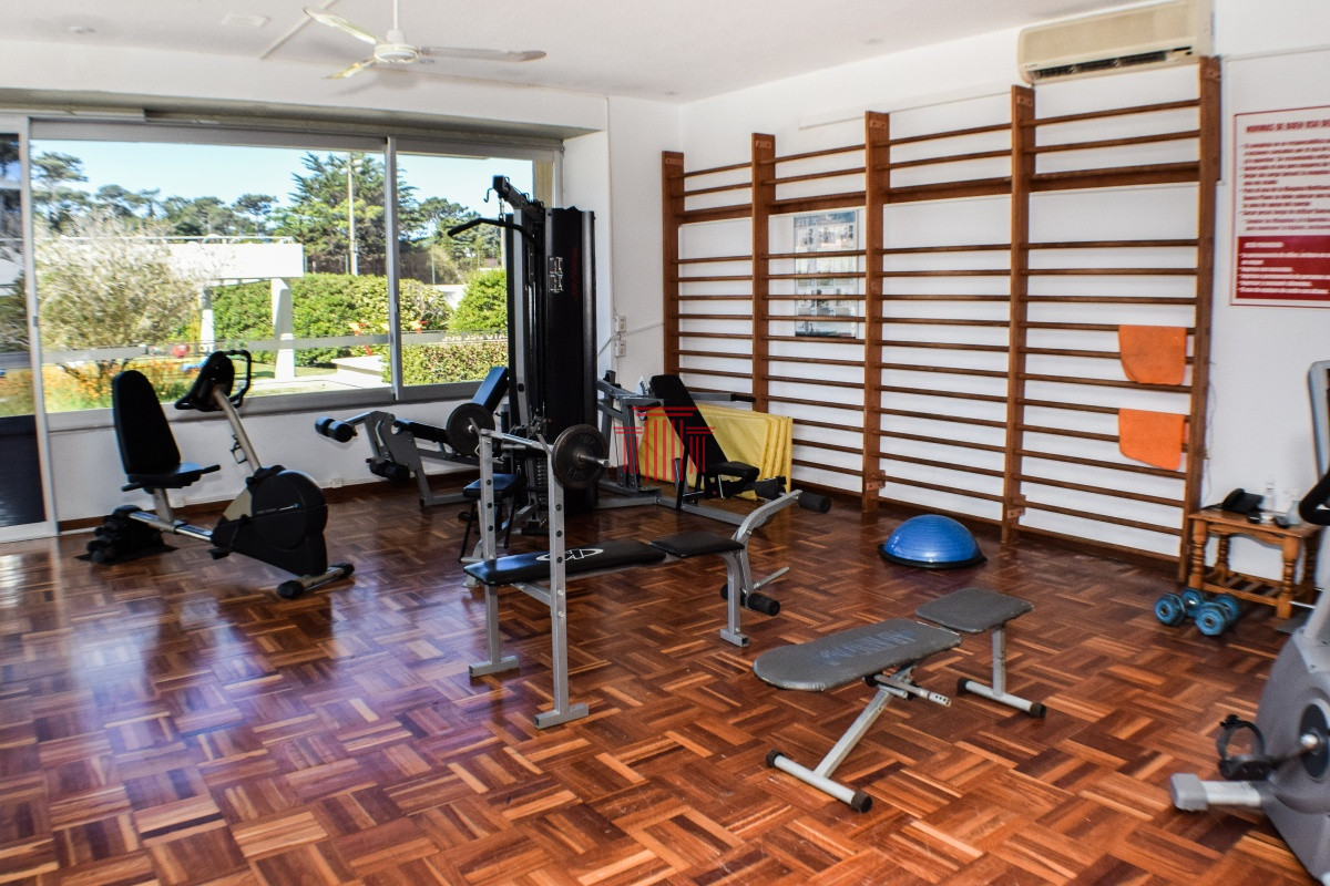 Apartamento ID.1 - Venta Apartamento en Punta del Este , Playa Mansa, 3 dormitorios 