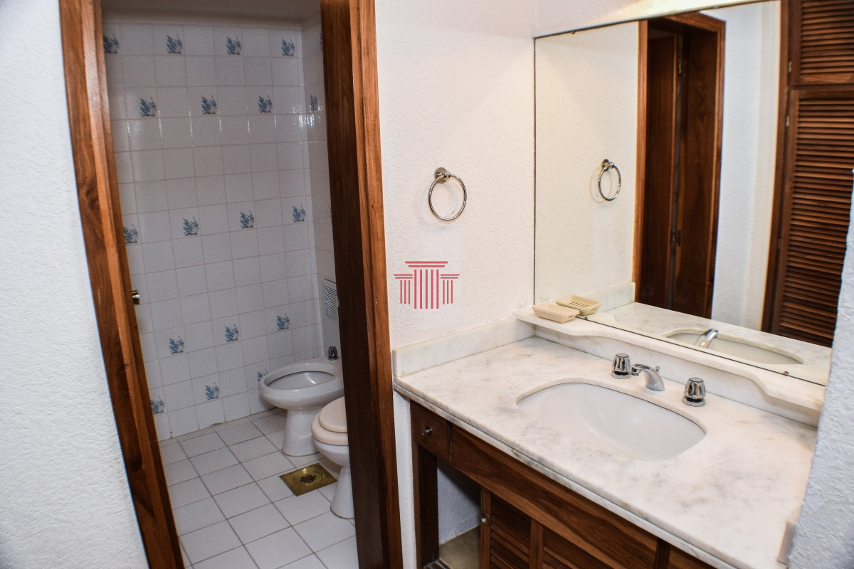 Apartamento ID.10773 - Apartamento en Punta del Este ,  Peninsula 