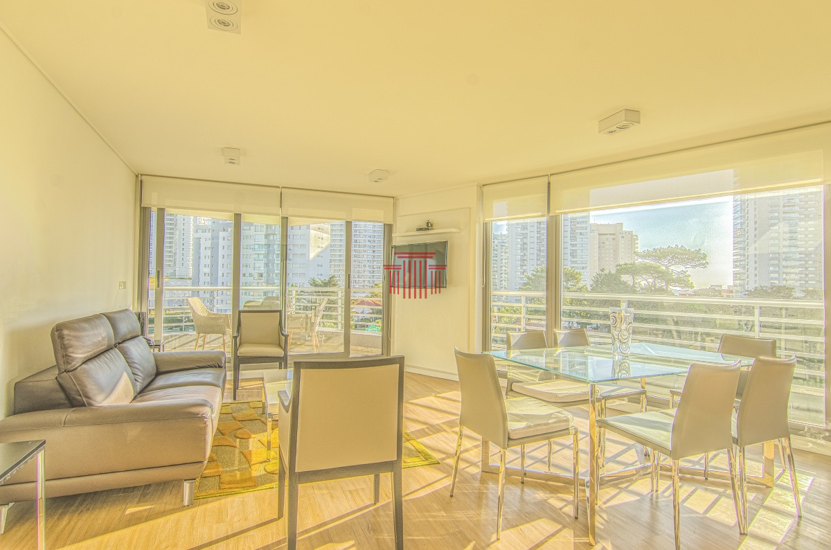 Apartamento ID.13302 - Apartamento en venta y alquiler Punta del Este  , Playa Mansa 