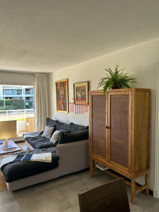 Apartamento ID.14020 - Encantador Apartamento a la venta en Playa Brava 