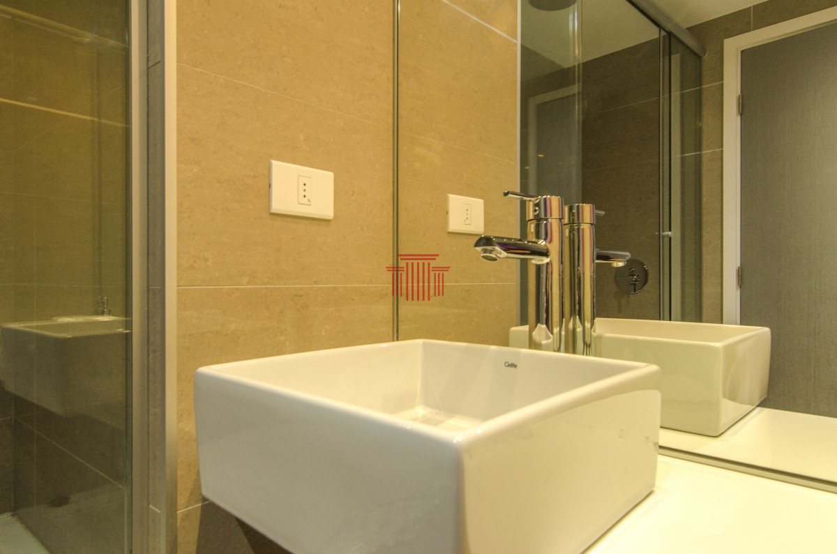 Apartamento ID.13300 - Apartamento en Punta del Este , playa Mansa, 2 dormitorios