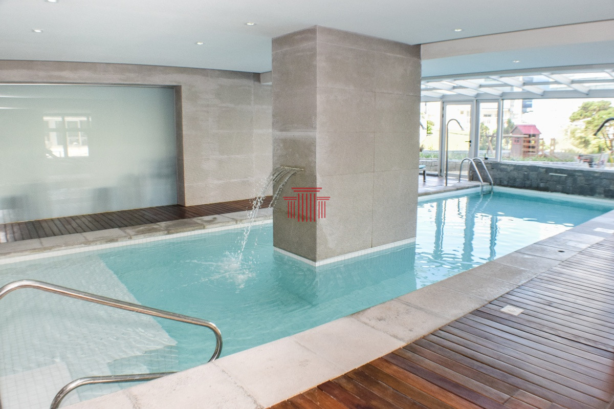 Apartamento ID.13102 - Apartamento en alquiler temporal, en Punta Del Este, Playa  brava.