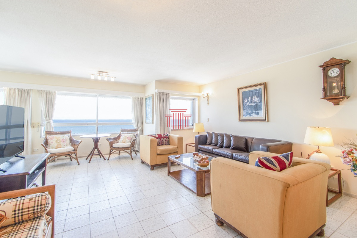 Apartamento ID.10237 - Apartamento en Peninsula en venta