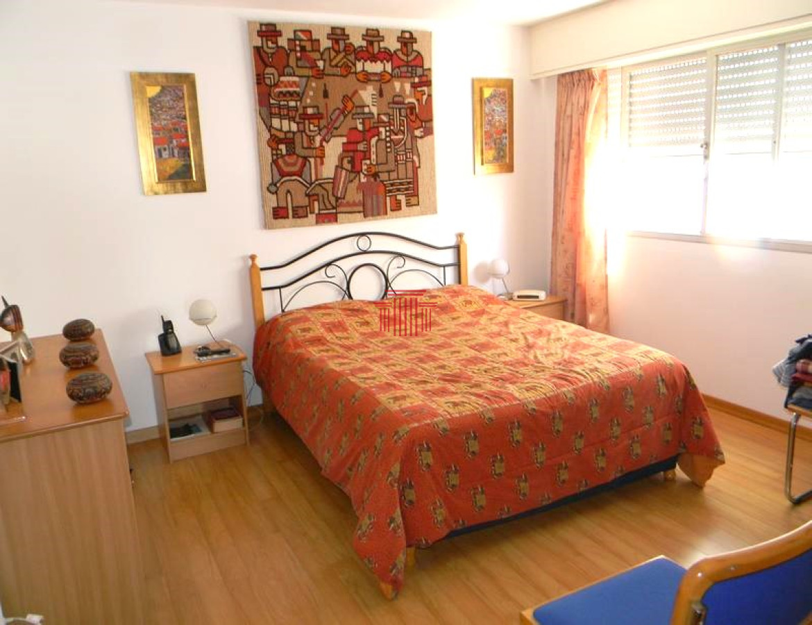 Apartamento ID.13784 - Venta APARTAMENTO - Punta del Este - 4 dormitorios - VISTA AL MAR 