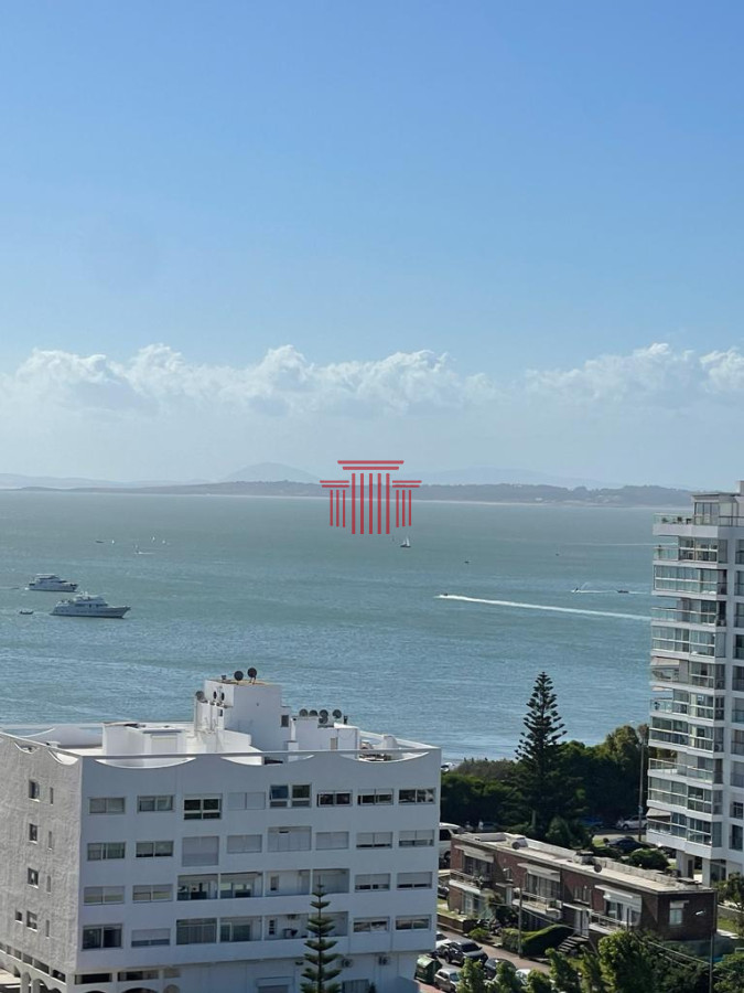 Apartamento ID.13963 - Apartamento en venta, playa brava Punta del Este