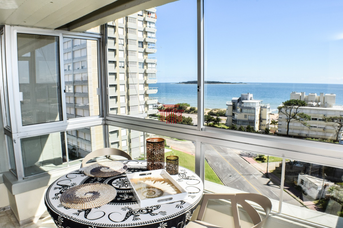 Apartamento ID.1 - Venta Apartamento en Punta del Este , Playa Mansa, 3 dormitorios 