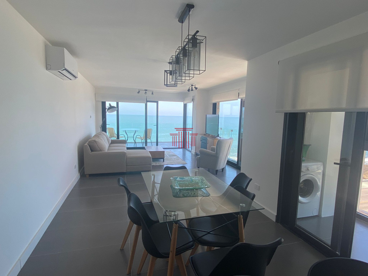 Apartamento ID.13810 - Venta de apartamento - Punta del Este - 3 dormitorios - vista al mar