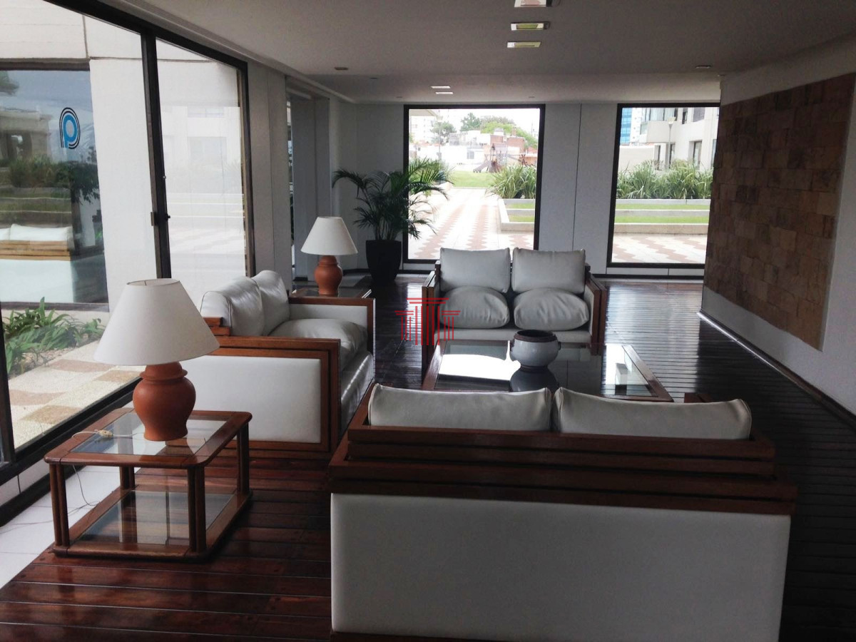 Apartamento ID.155 - Playa brava enfrente al mar