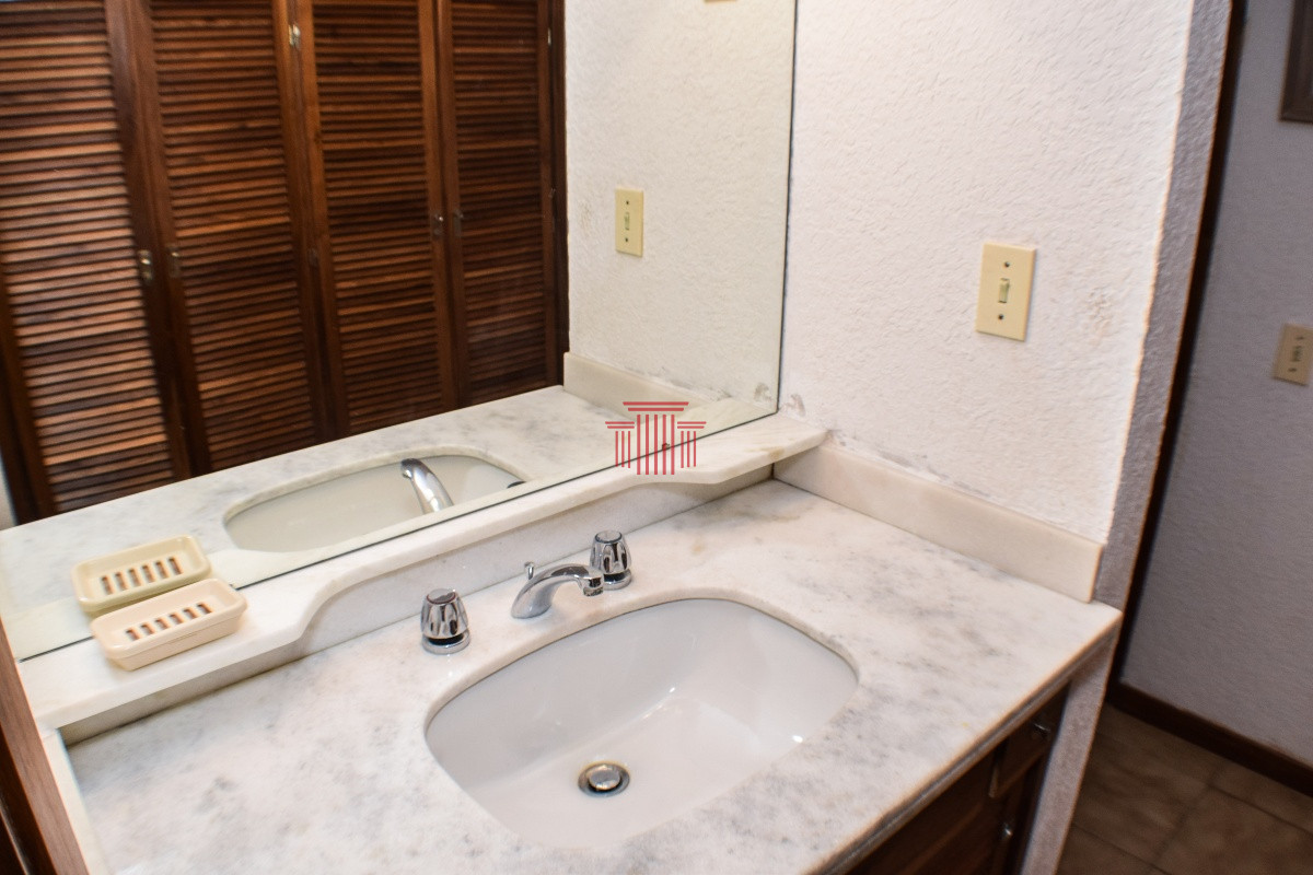 Apartamento ID.10773 - Apartamento en Punta del Este ,  Peninsula 