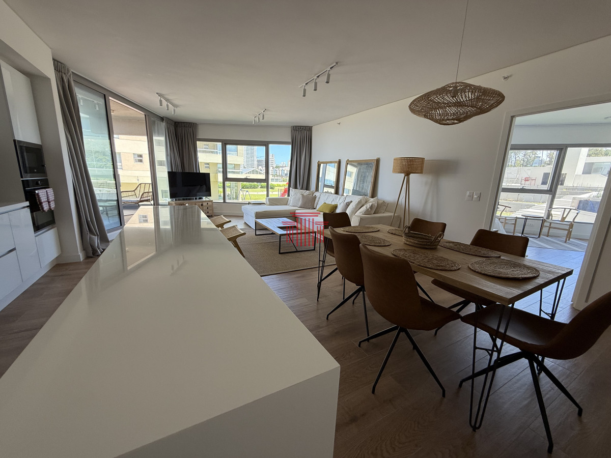 Apartamento ID.13678 - Venta Apartamento- Punta del Este - Playa Brava - 2 dormitorios