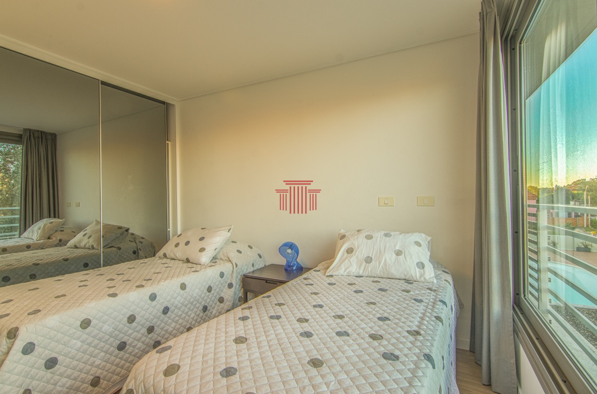 Apartamento ID.13303 - Apartamento en alquiler y venta Punta del Este