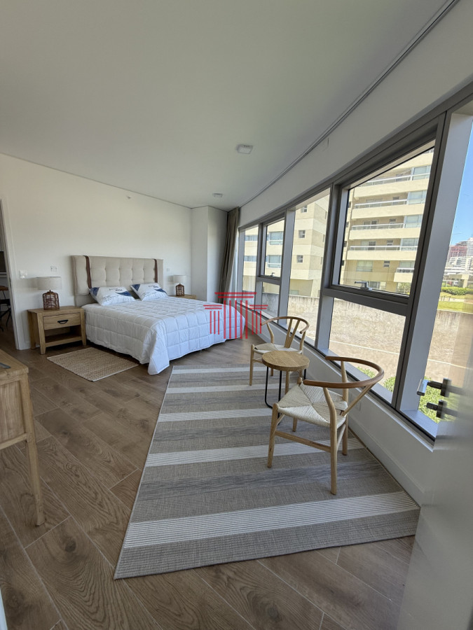 Apartamento ID.13678 - Venta Apartamento- Punta del Este - Playa Brava - 2 dormitorios