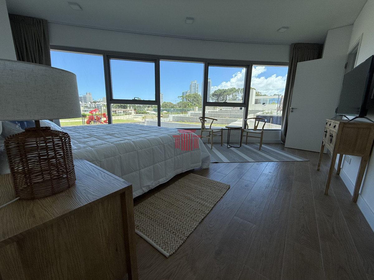 Apartamento ID.13678 - Venta Apartamento- Punta del Este - Playa Brava - 2 dormitorios