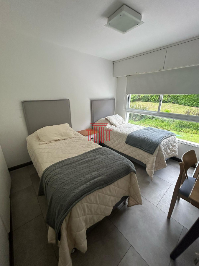Apartamento ID.14020 - Encantador Apartamento a la venta en Playa Brava 