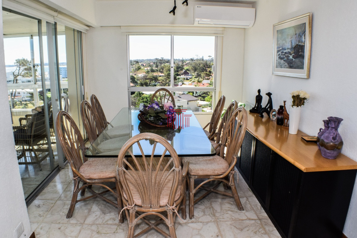 Apartamento ID.1 - Venta Apartamento en Punta del Este , Playa Mansa, 3 dormitorios 