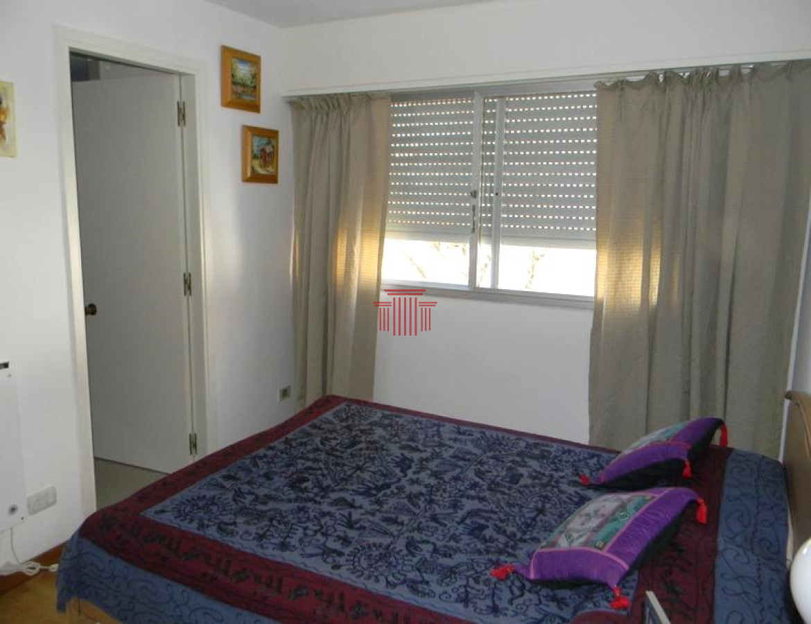 Apartamento ID.13784 - Venta APARTAMENTO - Punta del Este - 4 dormitorios - VISTA AL MAR 