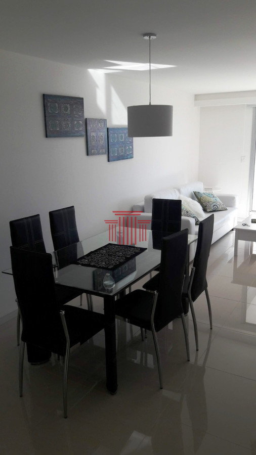Apartamento ID.13081 - Apartamento en Punta del Este  , playa brava