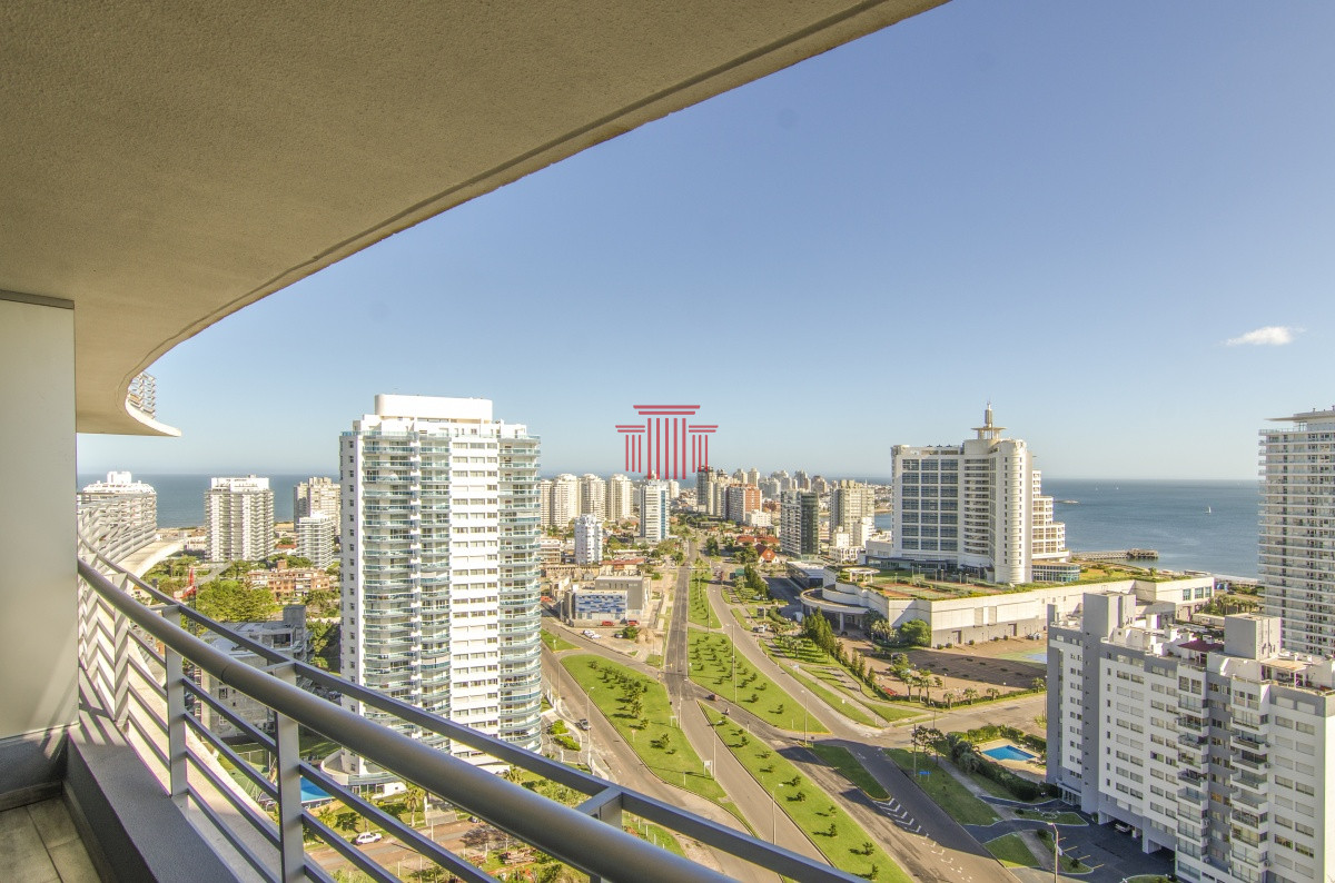 Apartamento ID.13299 - Apartamento en Punta Del Este, en venta y alquiler 