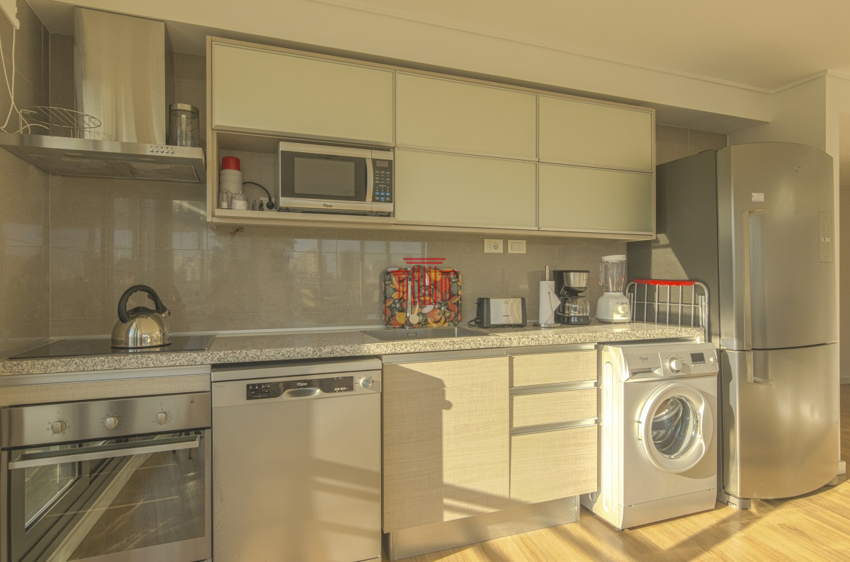 Apartamento ID.13302 - Apartamento en venta y alquiler Punta del Este  , Playa Mansa 