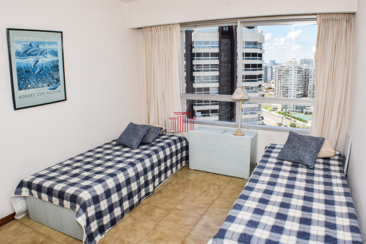 Apartamento ID.10773 - Apartamento en Punta del Este ,  Peninsula 