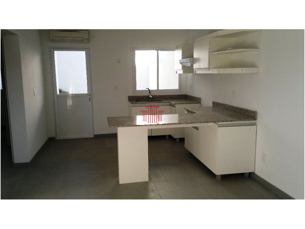 Apartamento ID.10764 - ALQUILER ANUAL MALDONADO 2 DORMITORIOS + PATIO
