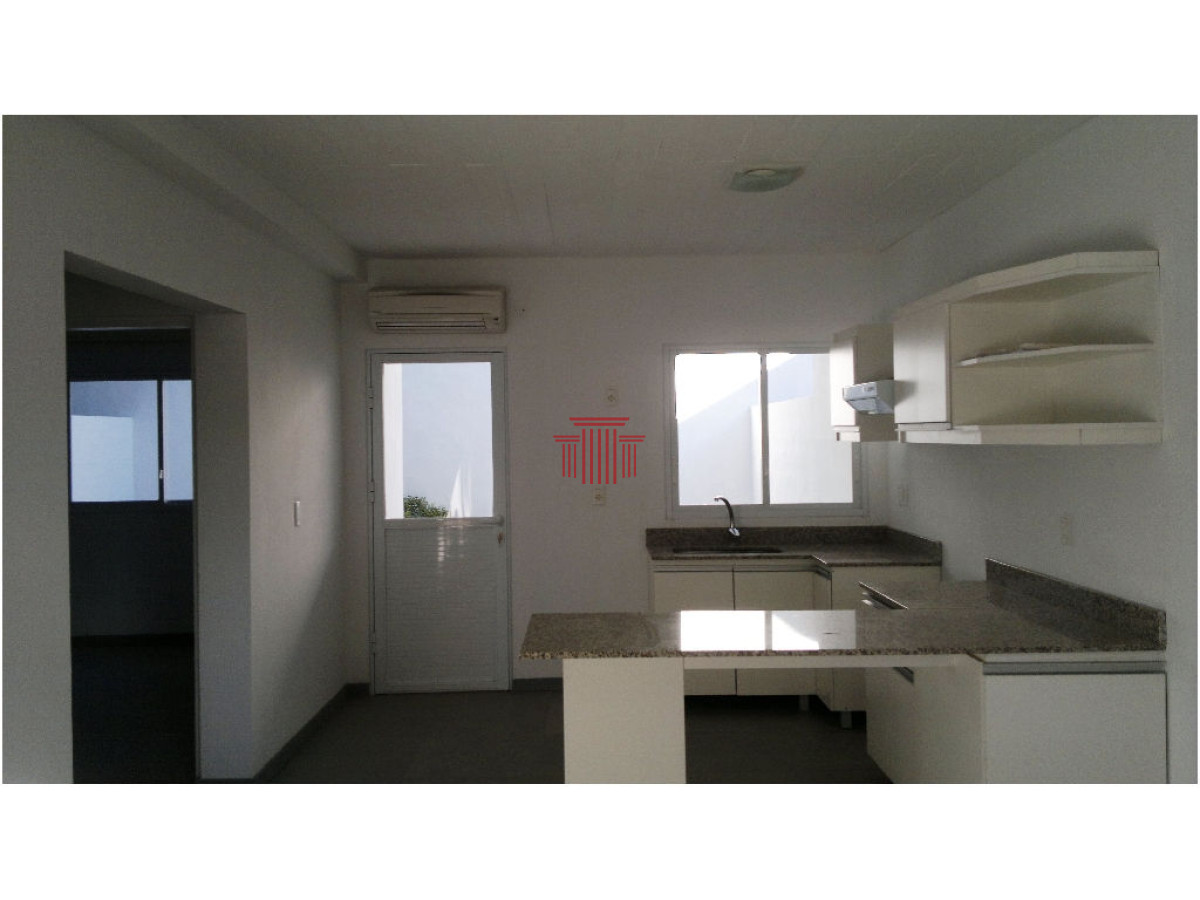 Apartamento ID.10764 - ALQUILER ANUAL MALDONADO 2 DORMITORIOS + PATIO
