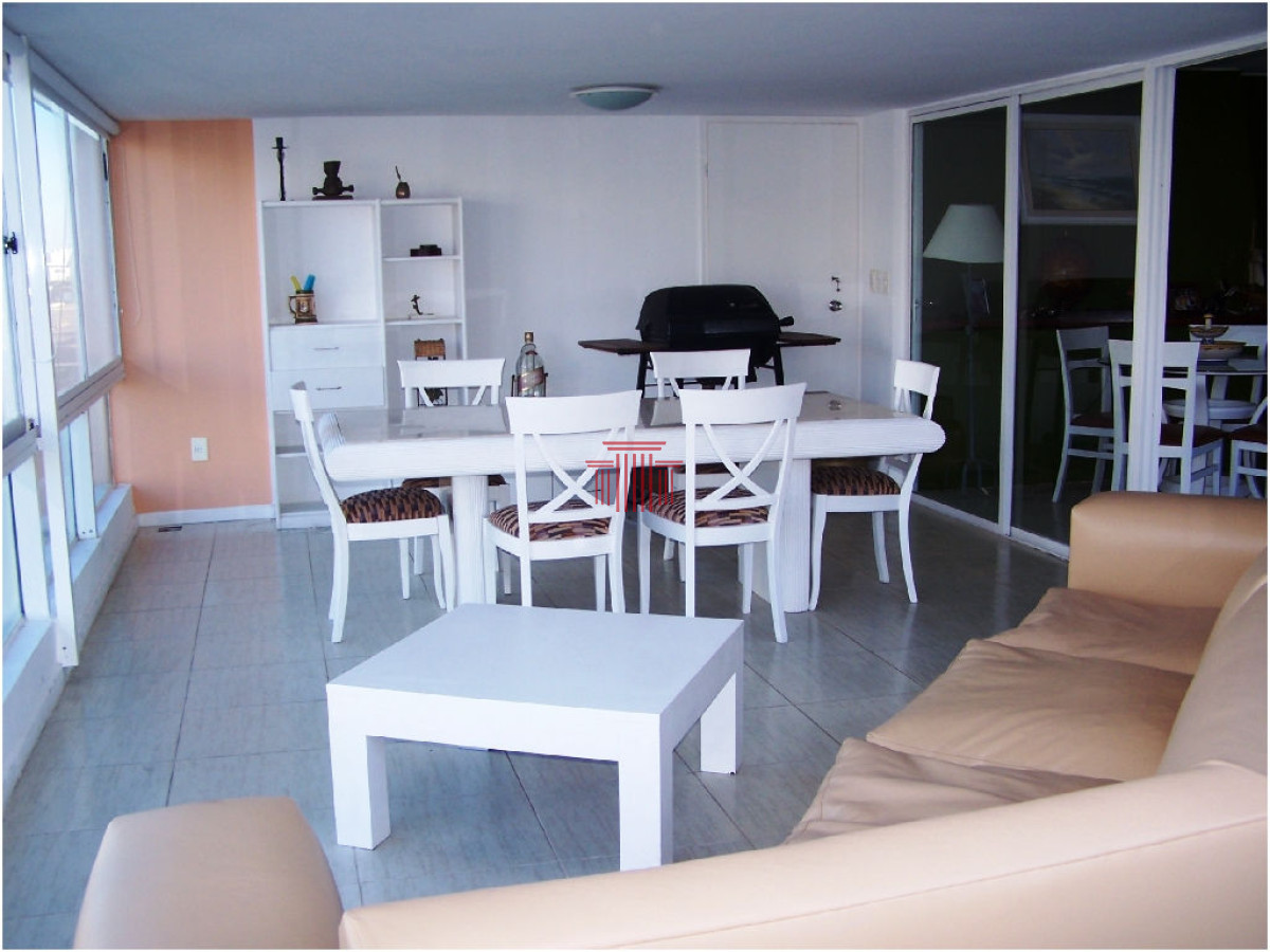 Apartamento ID.5154 - MANSA - FRENTE AL MAR - 