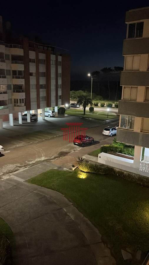Apartamento ID.14018 - VENTA Y ALQUILER A PASOS DE PLAYA MANSA 