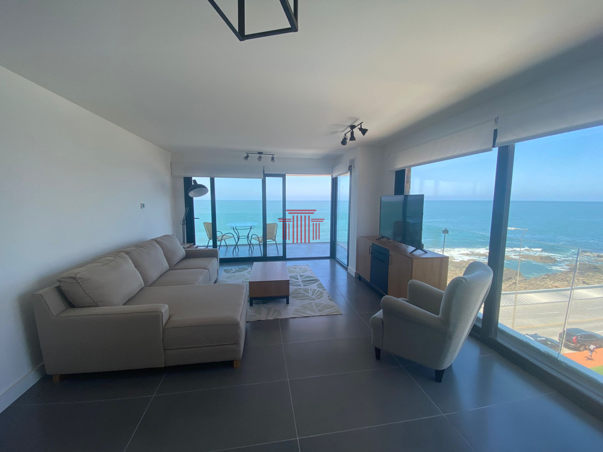 Apartamento ID.13810 - Venta de apartamento - Punta del Este - 3 dormitorios - vista al mar