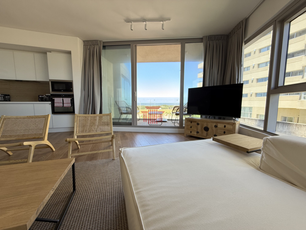 Apartamento ID.13678 - Venta Apartamento- Punta del Este - Playa Brava - 2 dormitorios