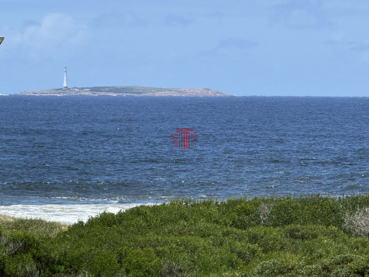 Apartamento ID.13678 - Venta Apartamento- Punta del Este - Playa Brava - 2 dormitorios