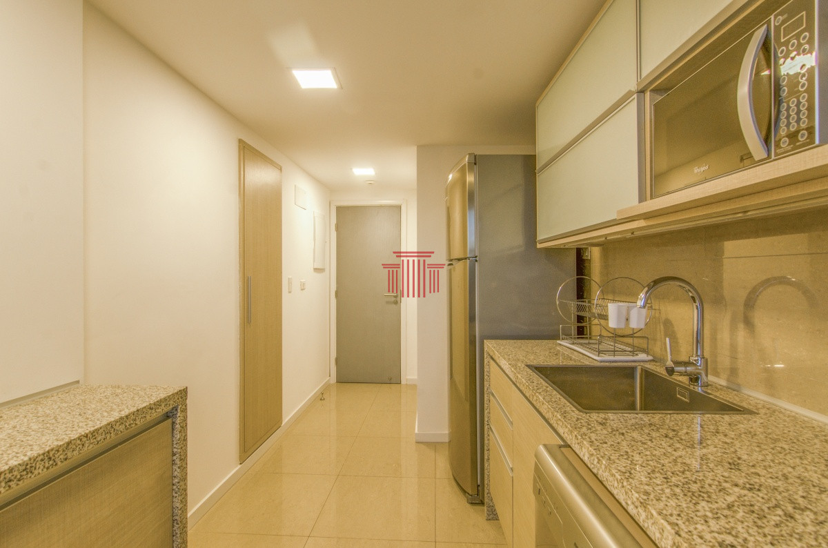 Apartamento ID.13300 - Apartamento en Punta del Este , playa Mansa, 2 dormitorios