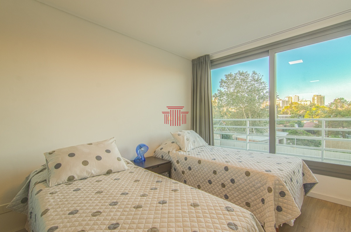 Apartamento ID.13303 - Apartamento en alquiler y venta Punta del Este