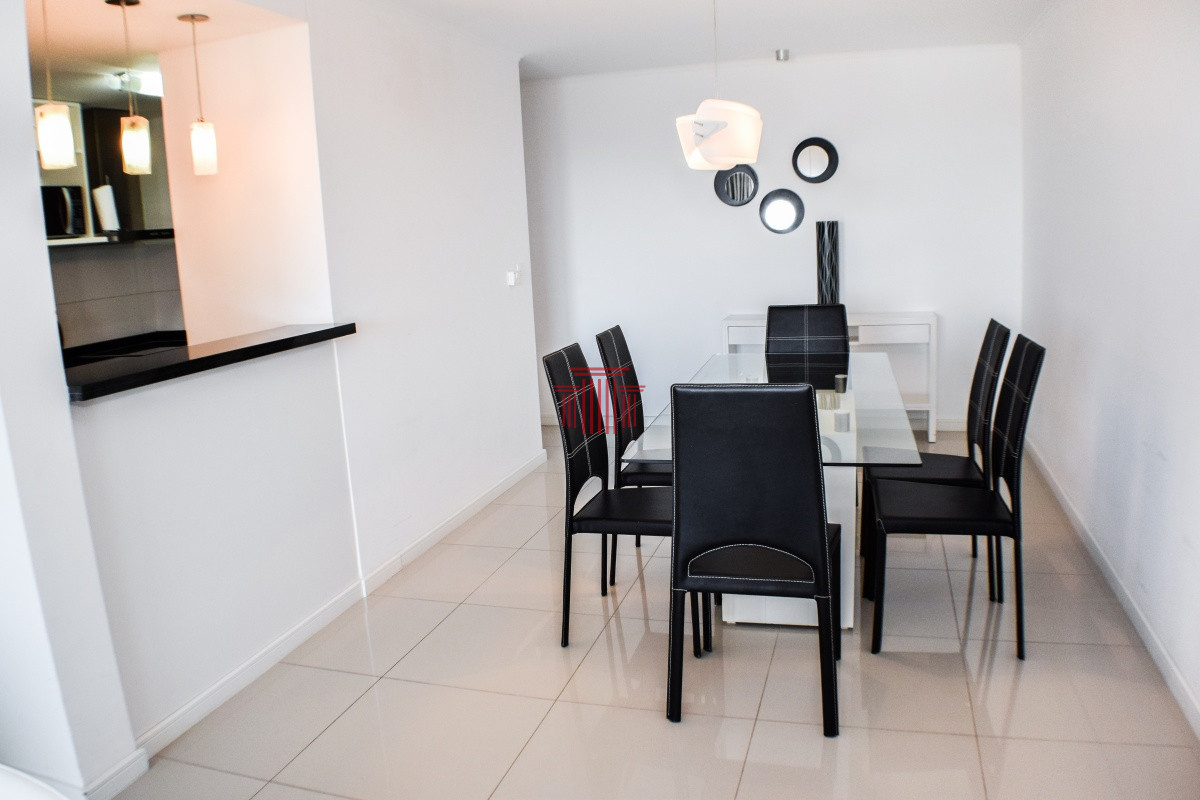 Apartamento ID.13102 - Apartamento en alquiler temporal, en Punta Del Este, Playa  brava.