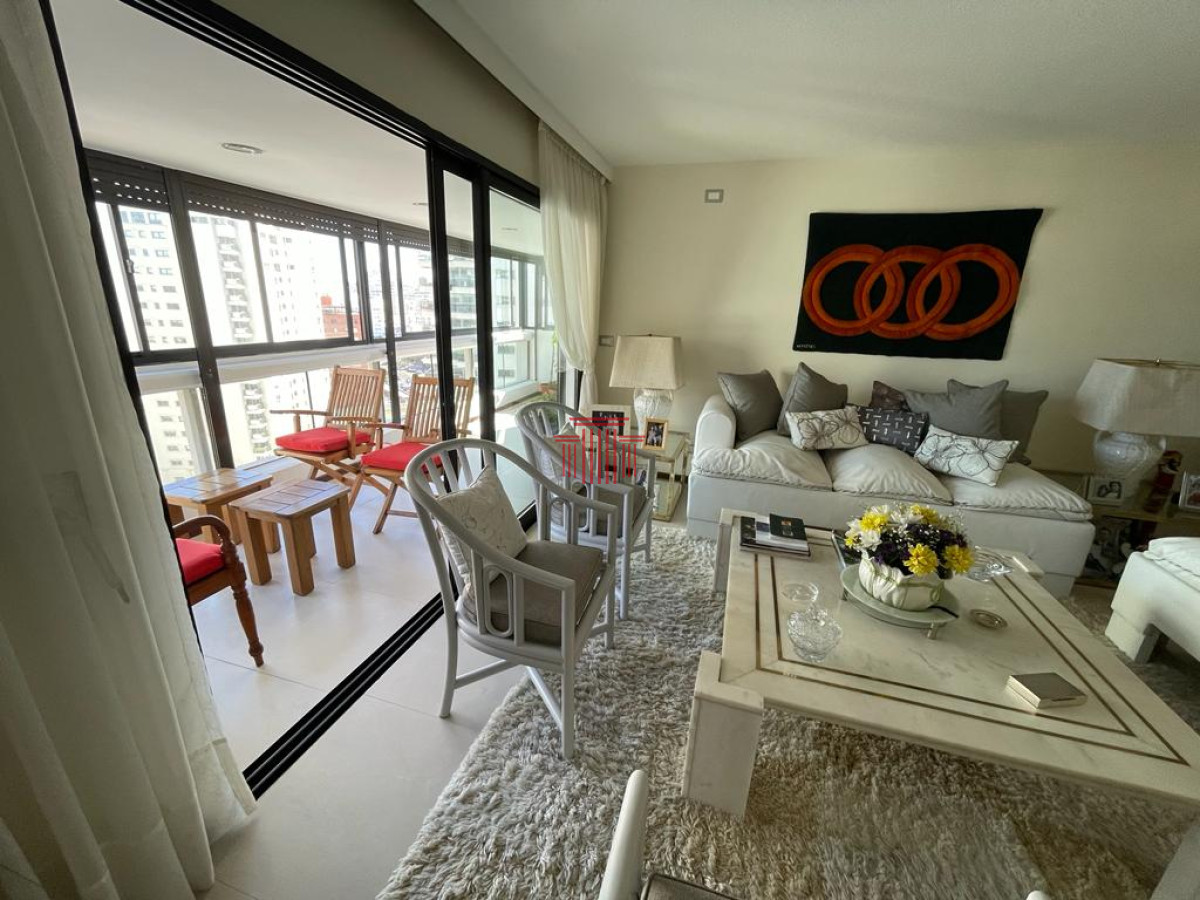 Apartamento ID.13963 - Apartamento en venta, playa brava Punta del Este
