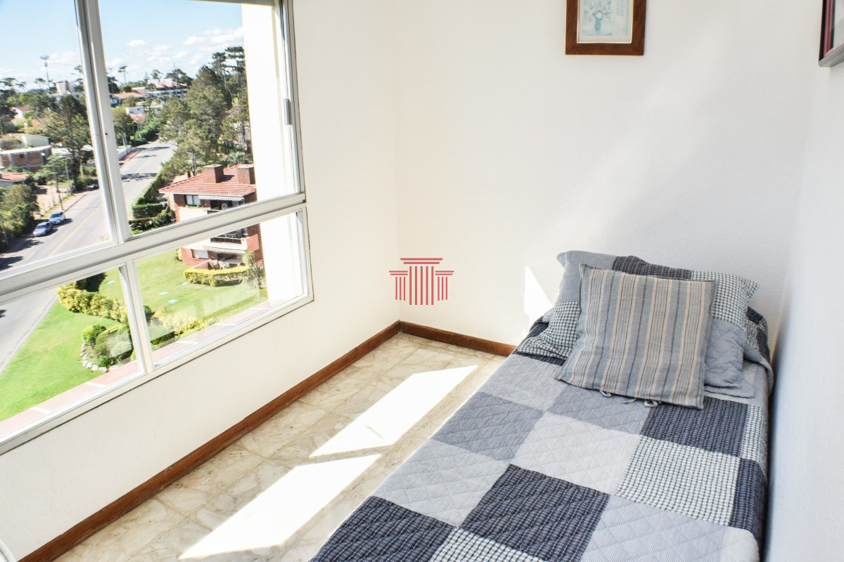 Apartamento ID.1 - Venta Apartamento en Punta del Este , Playa Mansa, 3 dormitorios 