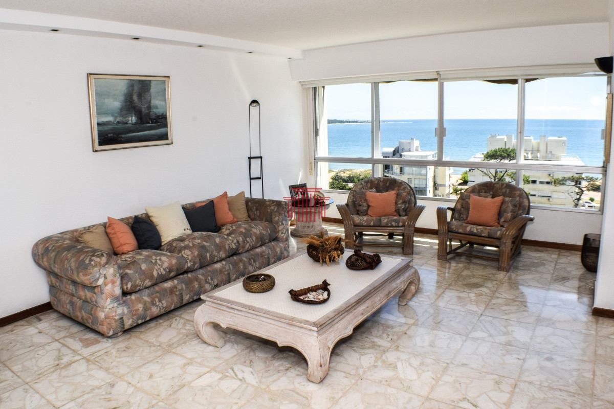 Apartamento ID.1 - Venta Apartamento en Punta del Este , Playa Mansa, 3 dormitorios 