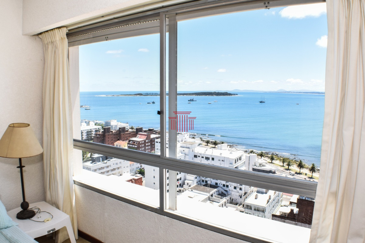 Apartamento ID.10773 - Apartamento en Punta del Este ,  Peninsula 