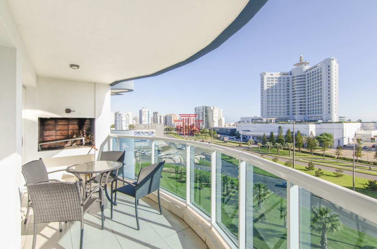 Apartamento ID.13909 - Alquiler temporal, playa mansa, Punta del Este