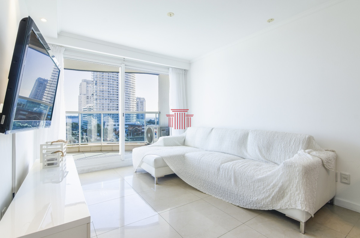 Apartamento ID.13909 - Alquiler temporal, playa mansa, Punta del Este