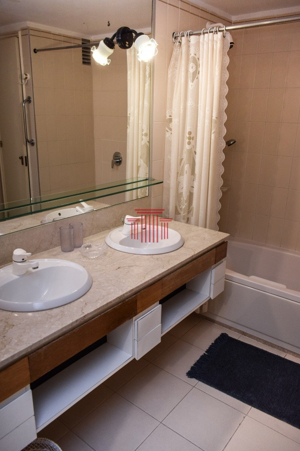 Apartamento ID.10532 - Apartamento en Punta del Este , frente al Puerto 