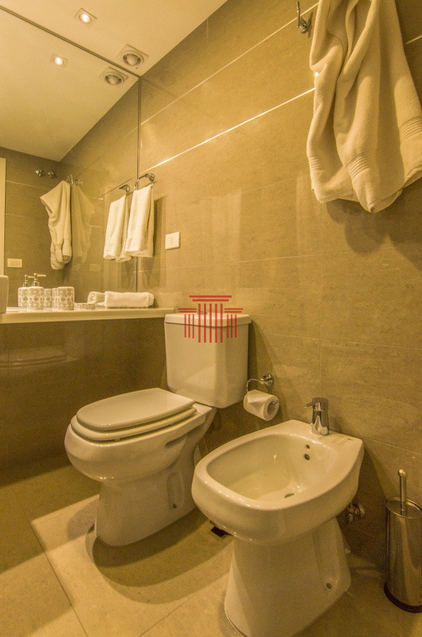 Apartamento ID.13302 - Apartamento en venta y alquiler Punta del Este  , Playa Mansa 