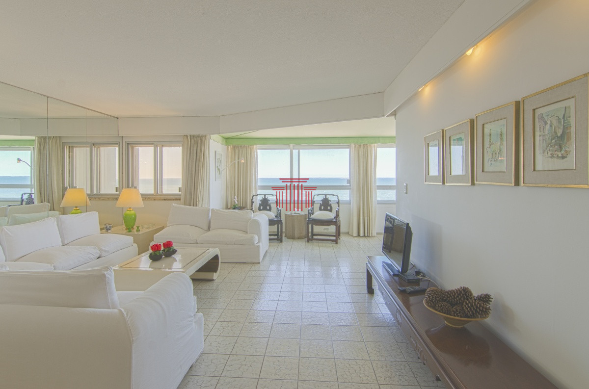 Apartamento ID.5037 - APARTAMENTO EN PUNTA DEL ESTE , PENINSULA 