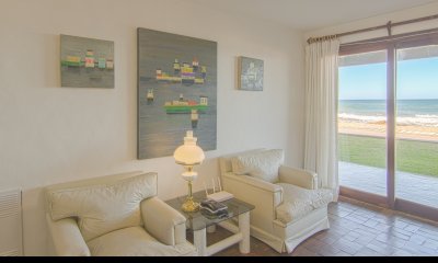 Apartamento en Punta del Este , Península  frente al mar